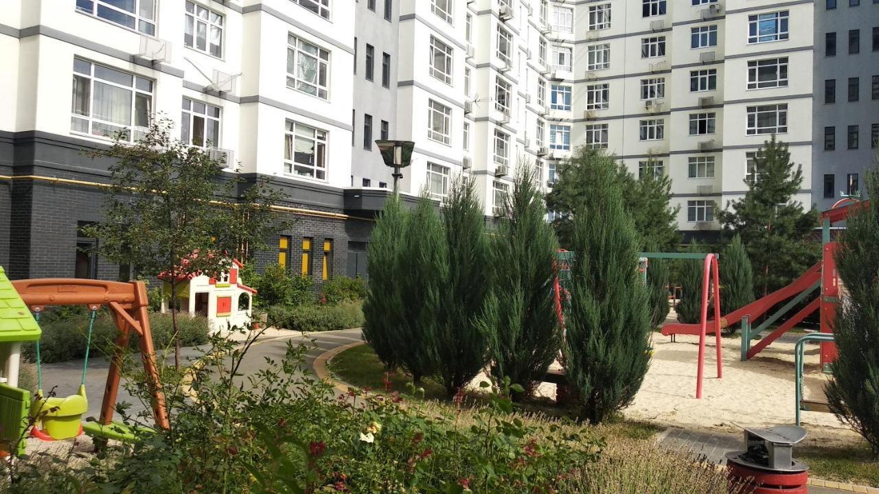 Fly Up Home Apartment Boryspil Zewnętrze zdjęcie