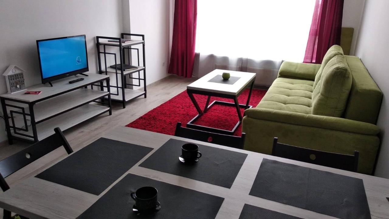Fly Up Home Apartment Boryspil Zewnętrze zdjęcie
